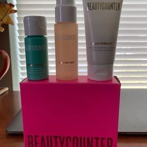 Mini beauty counter refresh experience for you face. Clean and polish your f